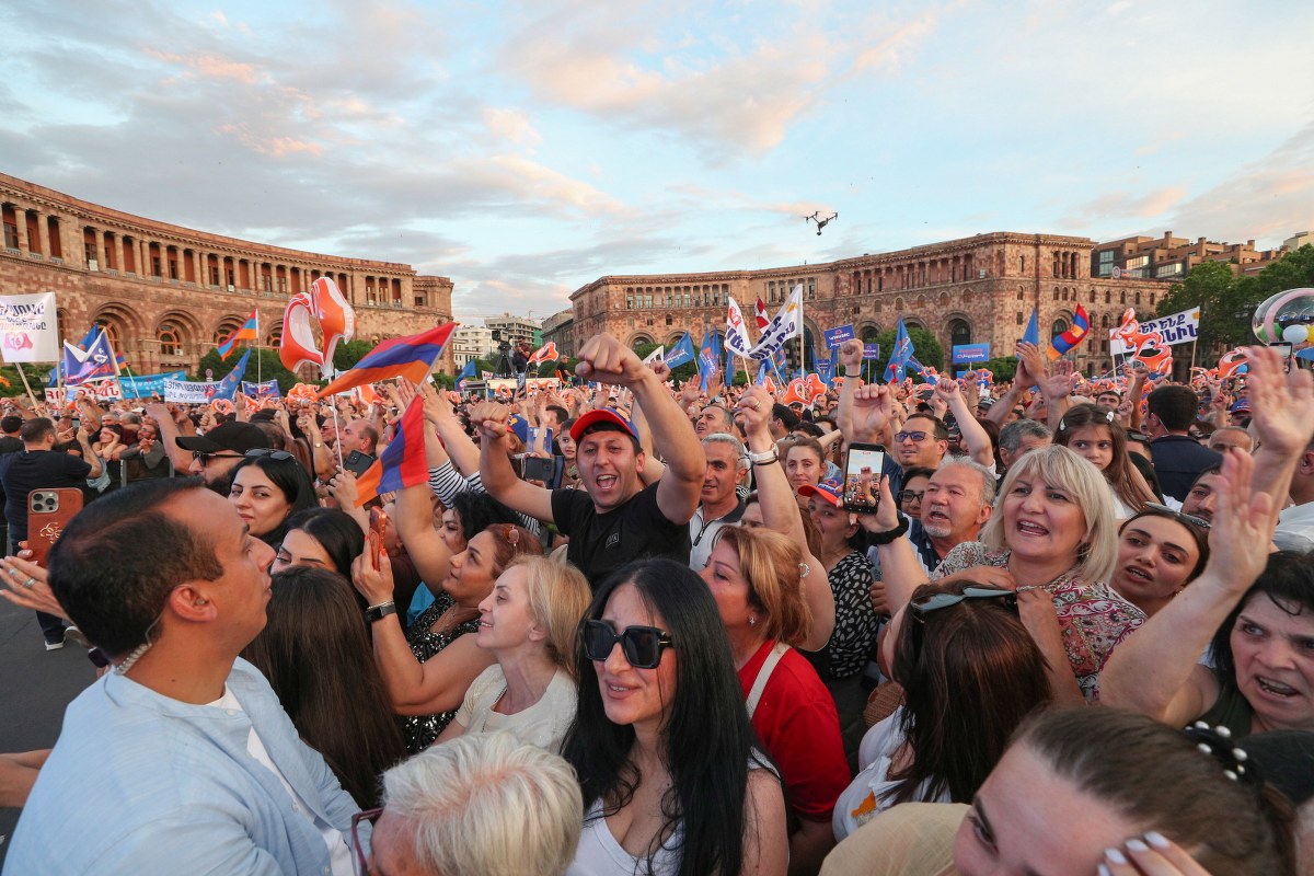 Paszynian wygrał wybory w Armenii. Opozycja domaga się ponownego przeliczenia głosów