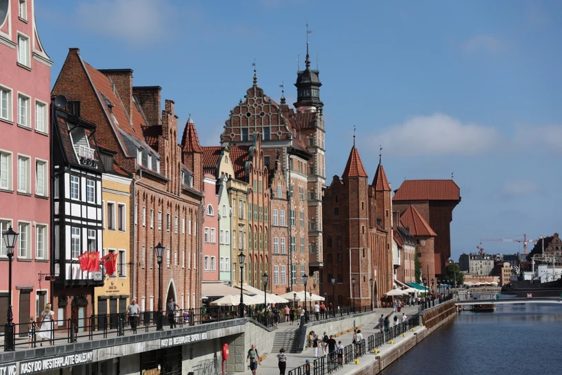 7 wakacyjnych pułapek nad Bałtykiem. Tak turyści tracą setki złotych