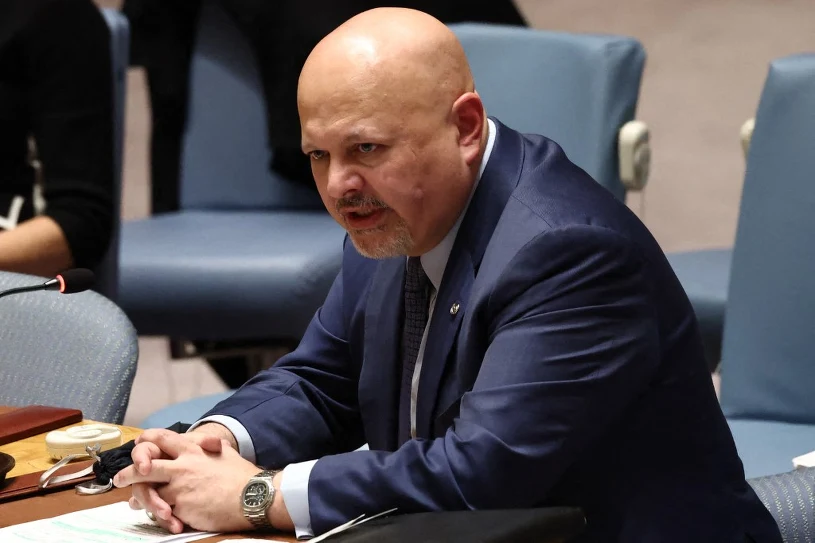 Prokurator generalny Trybunału w Hadze zawieszony. W tle osk