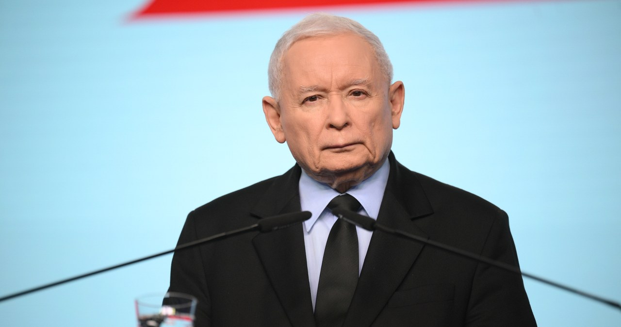 Jarosław Kaczyński wezwany do prokuratury. Wraca sprawa "dwóch wież"