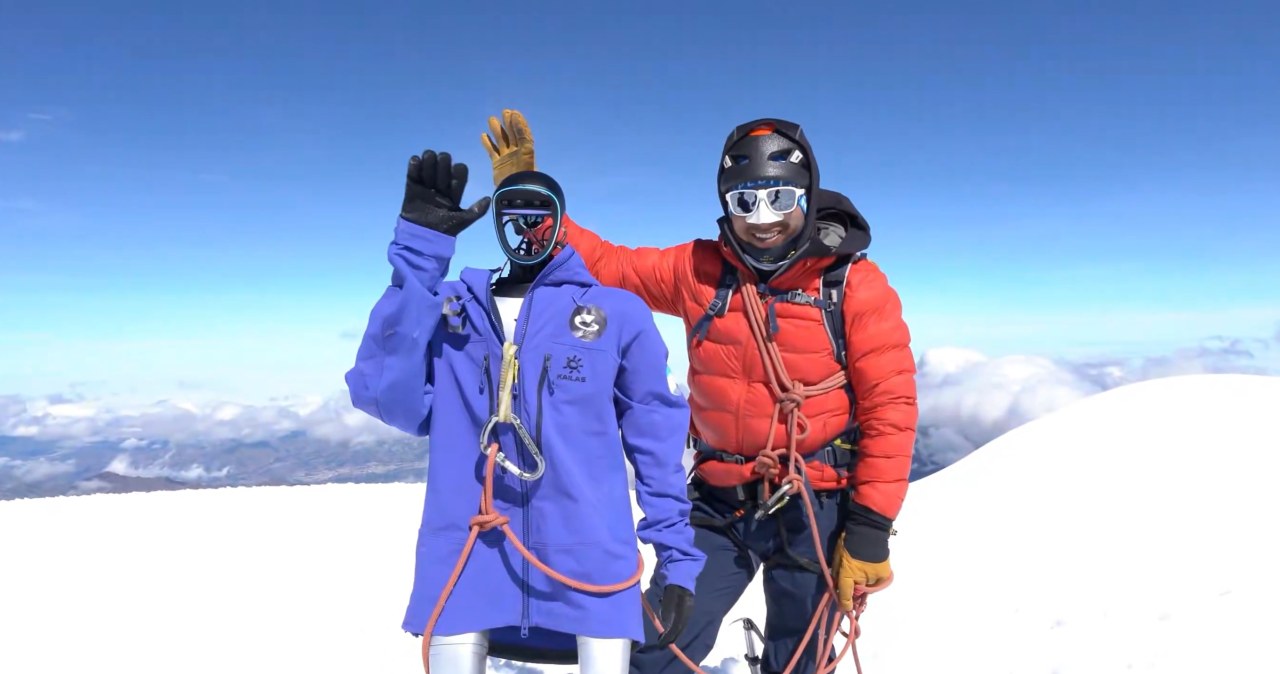 Humanoidalny robot zdobył Chimborazo. Następny cel: Mount Everest