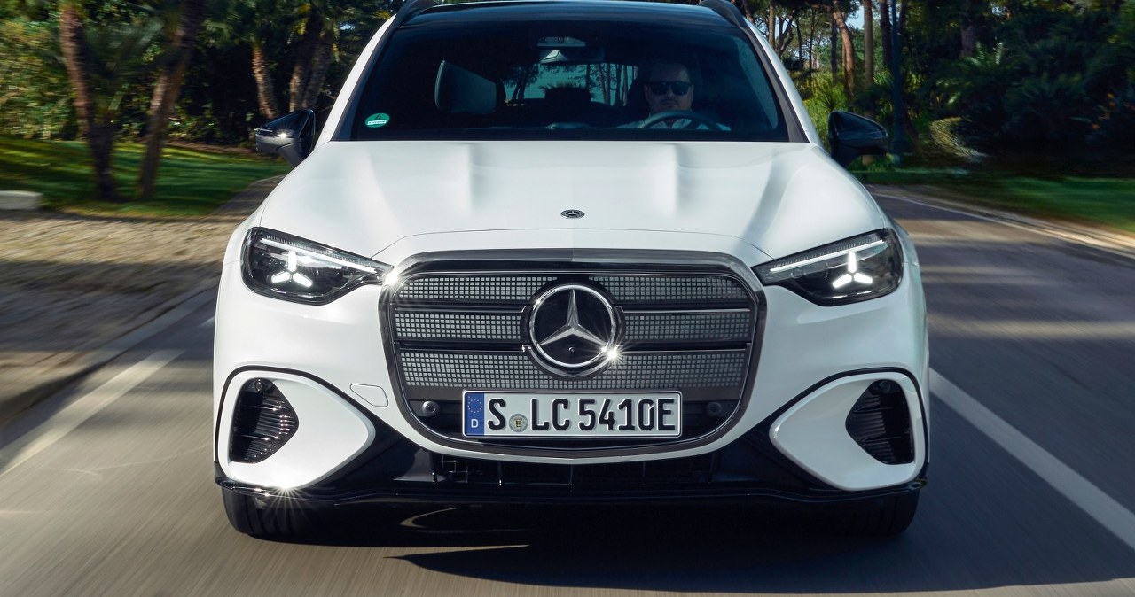 Mercedes GLC tańszy o 39 tys. zł. Debiutują nowe wersje