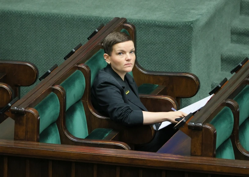 Cienkowska: System wsparcia już istnieje, włączamy w niego artystów