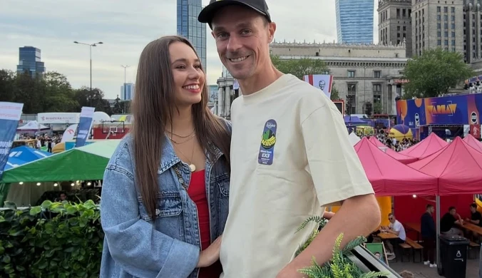 Marcelina Ziętek i Piotr Żyła zawitali do stolicy. Aktorka ujawniła powód
