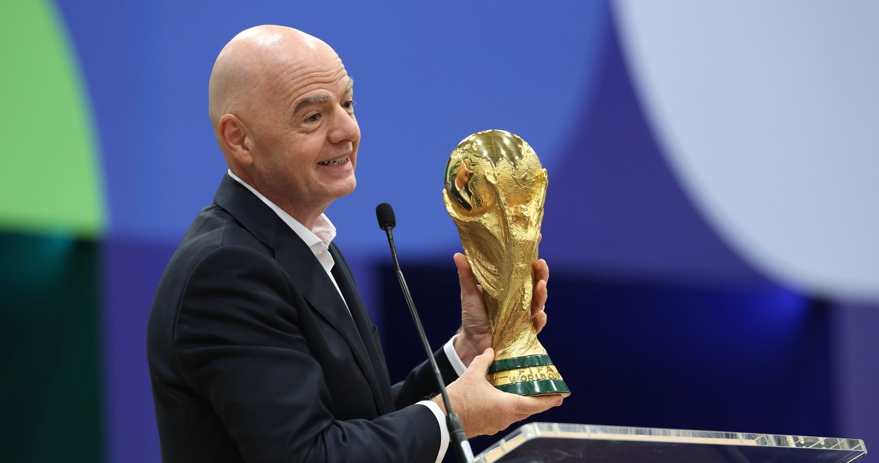Pierwszy raz w historii. Infantino nie miał hamulców. W tle wybory