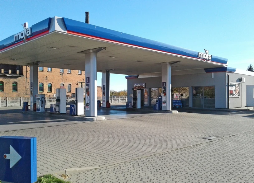 Trzecia największa sieć stacji w Polsce ma nowego właściciela. Co się zmieni?