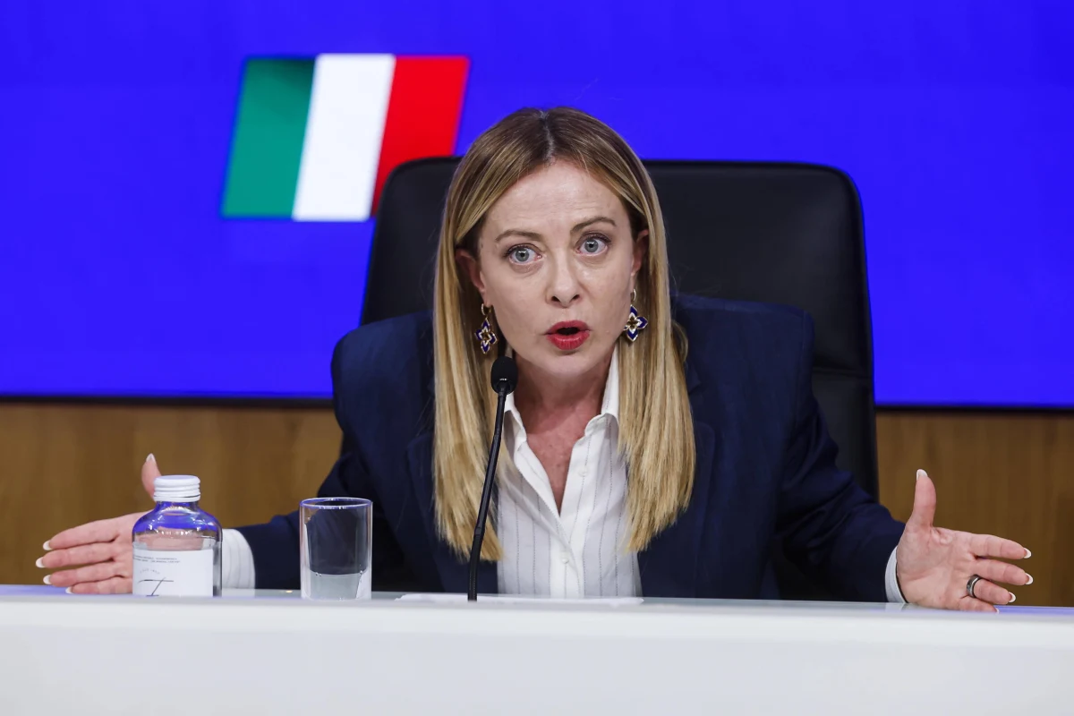Europejscy sojusznicy Ukrainy powinni wyłonić jednego przedstawiciela, które odbyłby rozmowy z Rosją na temat zakończenia wojny, a Unia Europejska musi być gotowa na przyjęcie dalszych sankcji wobec Iranu, jeśli nie ułatwi on zakończenia kryzysu na Bliskim Wschodzie - zapowiedziała twardo premier Włoch Giorgia Meloni.