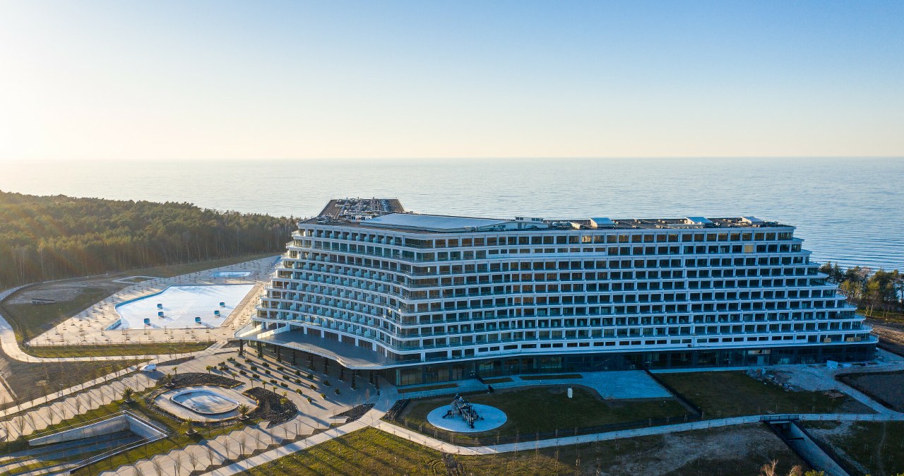 Pierwsi goście pokazali pokoje w Hotelu Gołębiewski. "Jest naprawdę ogromny"
