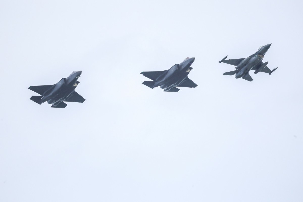 F-35 nad Polską. Trasa powitalna z małą zmianą