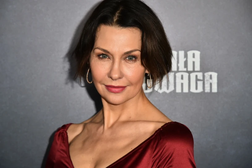 Optycznie odmładzają i dodają wdzięku. Tak nosi je Anna Popek
