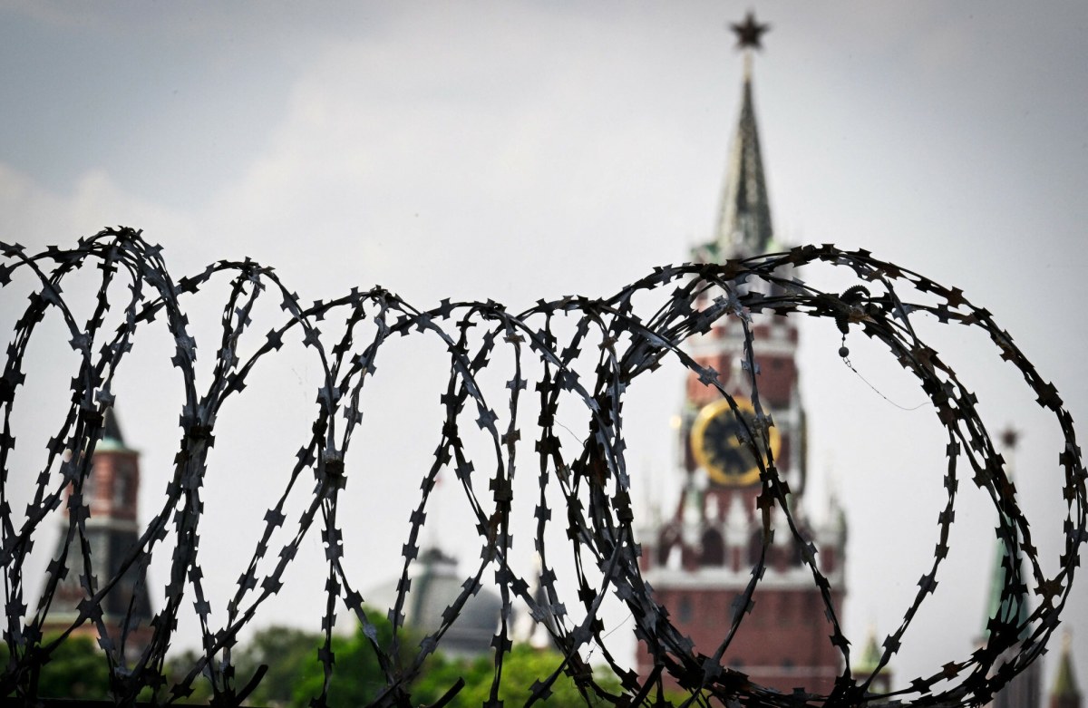 Europejskie potęgi rozmawiają z Rosją. Czy Putin jest wystarczająco słaby?