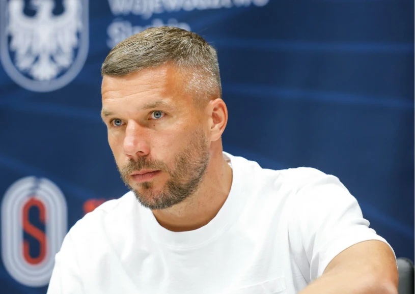 Podolski nie ukrywa złości. Opowiedział o skandalu po śmierci babci
