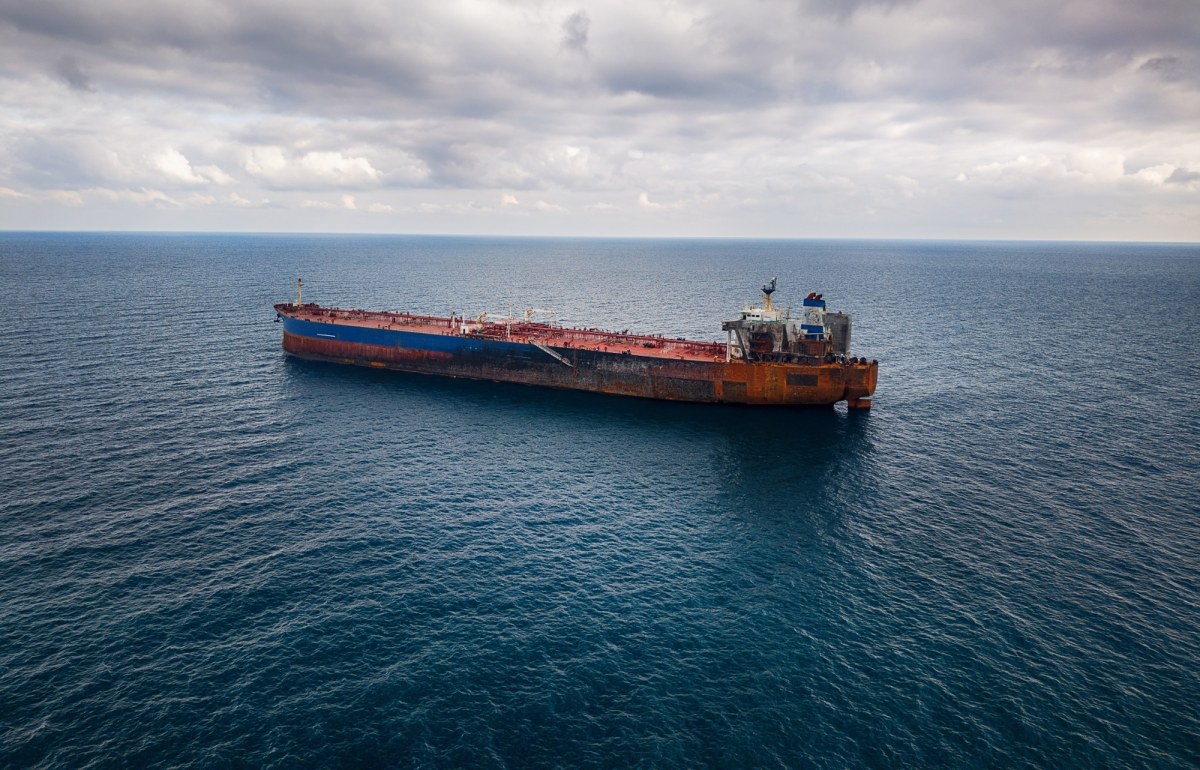 Cios w rosyjską flotę cieni. Komandosi weszli na pokład tankowca