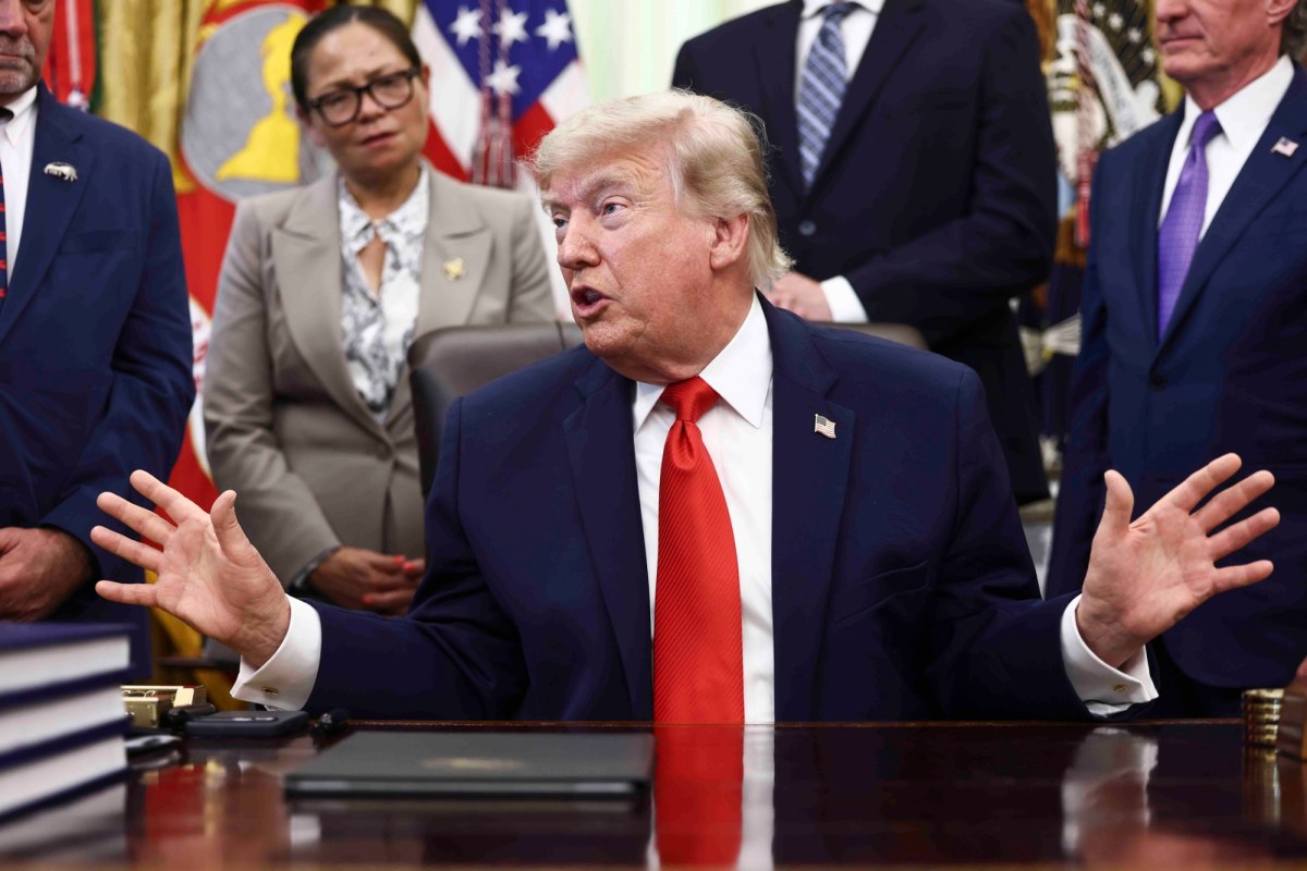 "To nie powinno się wydarzyć". Trump wściekły na Izrael