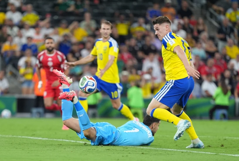 Pogromcy Polaków nie mieli litości. Sześć goli na start mundialu
