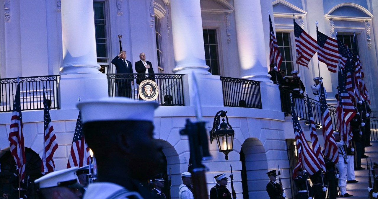 Donald Trump na gali UFC. Wydarzenie przyćmiło porozumienie w Iranie