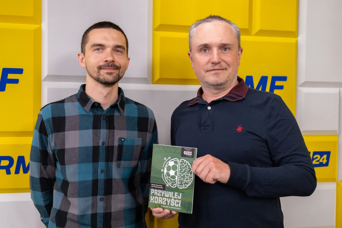 Marek Marciniak to trener i analityk piłkarski. W 2018 roku pomagał rozpracowywać m.in. rywali reprezentacji Belgii. Podczas mundialu w Katarze przygotowywał indywidualne analizy dla Jakuba Kamińskiego. W rozmowie z RMF FM opowiedział o tym, jak wygląda praca analityka oraz jej kluczowych aspektach. Wskazał także jakie fazy meczu będą jego zdaniem kluczowe podczas trwającego turnieju.