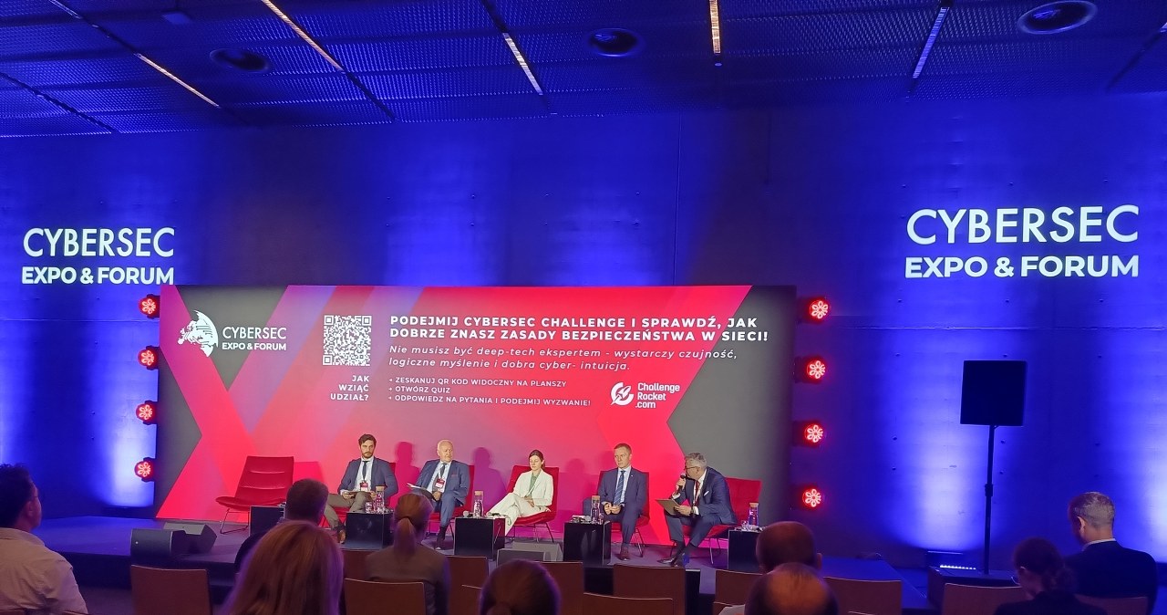 Jak Polska i NATO powinny reagować na cyberagresję Rosji?