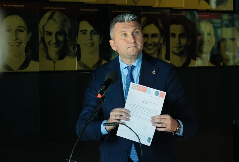Piesiewicz przegłosowany, burzliwe obrady PKOl-u. Stanowcza odmowa