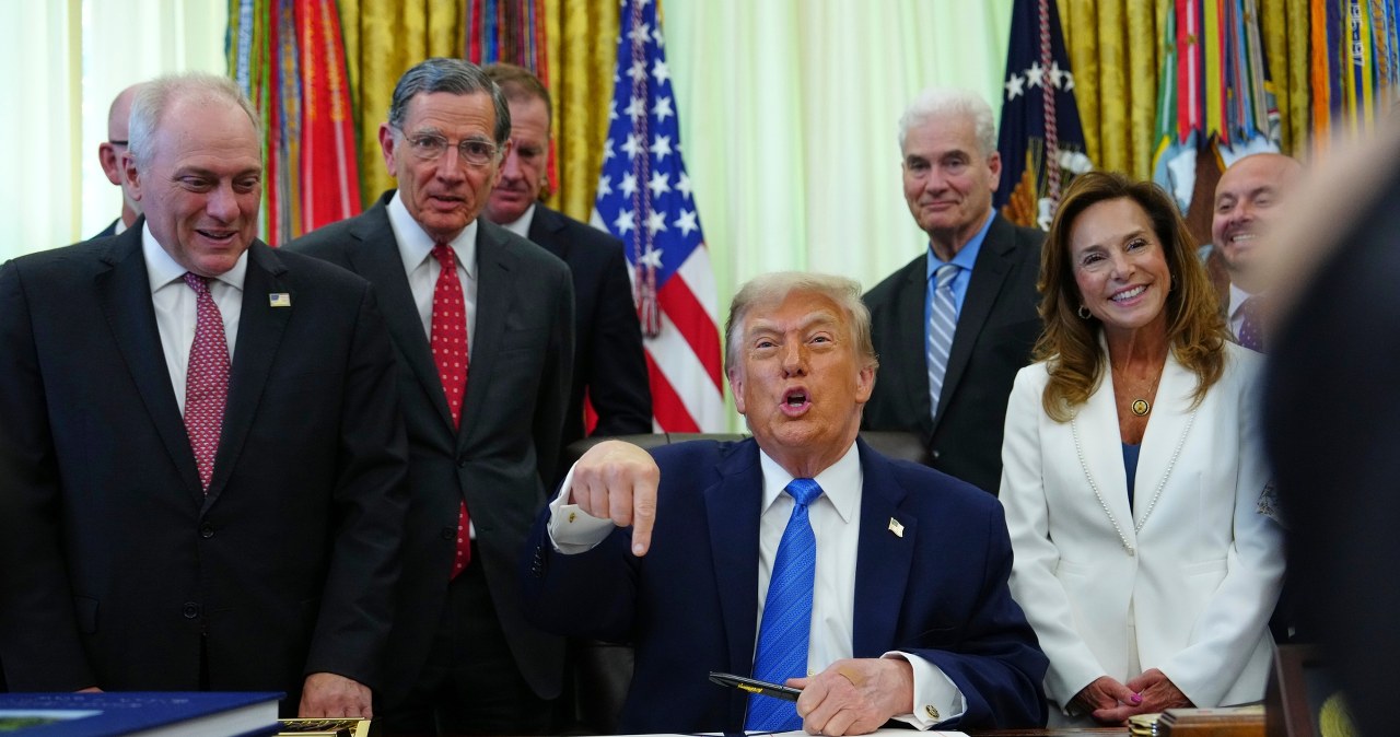 Porozumienie USA-Iran. Donald Trump wychodzi z ostrego zakrętu Porozumienie USA-Iran. Donald Trump wychodzi z ostrego zakrętu