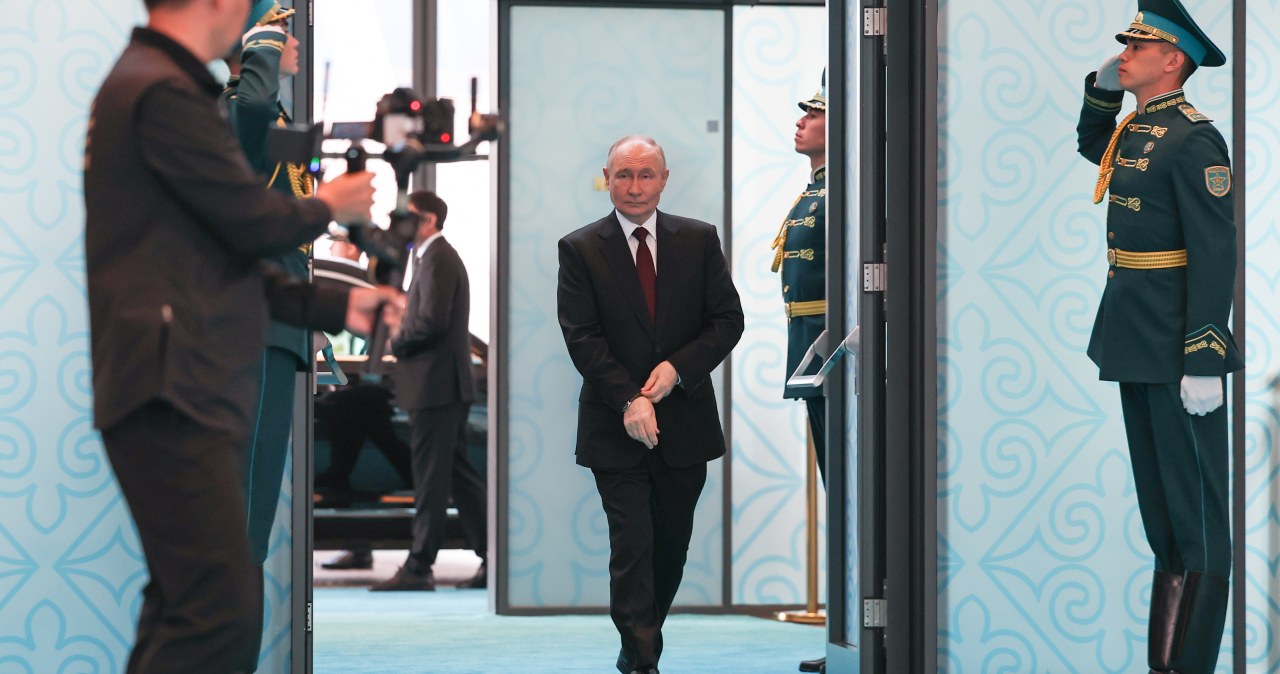 Rosja. Putin obawia się scenariusza irańskiego. Podjęto środki ostrożności Rosja. Putin obawia się scenariusza irańskiego. Podjęto środki ostrożności