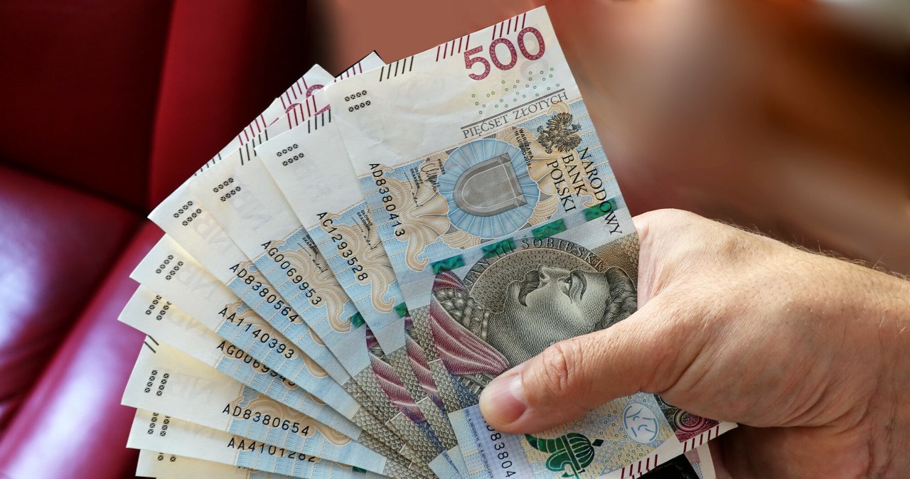 Zakupy gotówką już nie będą anonimowe. Sprzedawcy sprawdzą klientów
