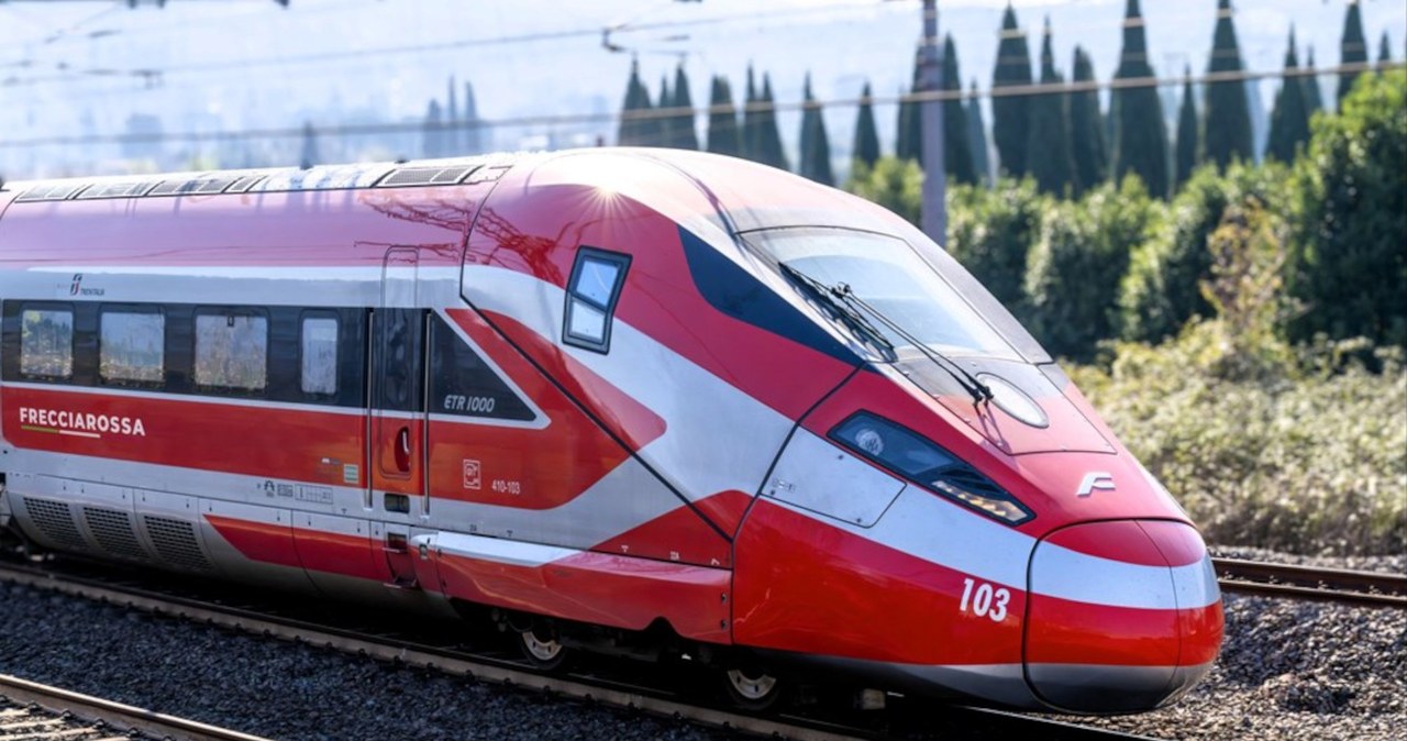 PESA i Hitachi startują do przetargu na pociągi KDP dla PKP Intercity