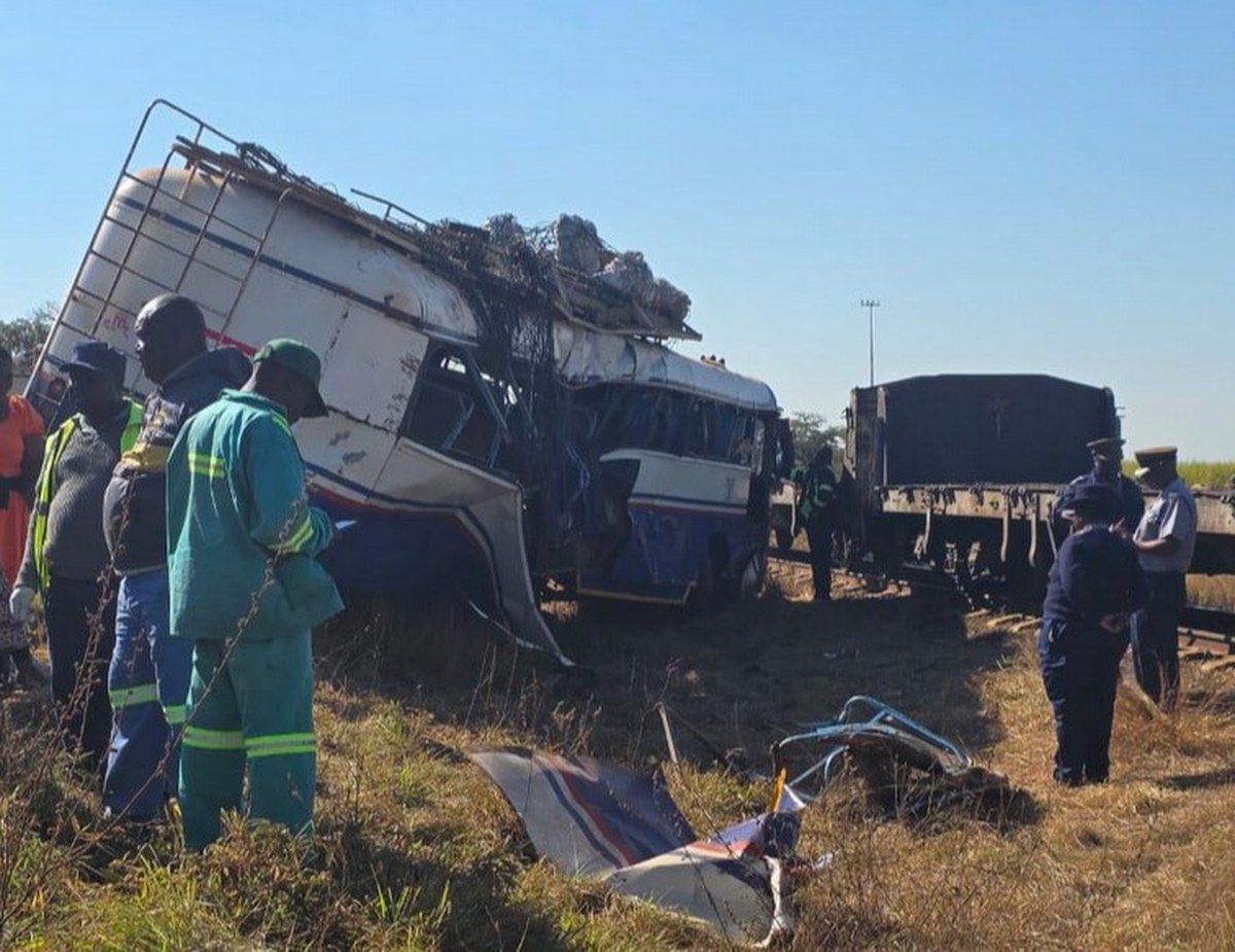 ​Tragedia w Afryce. Pociąg zmiażdżył autobus, jest wiele ofiar