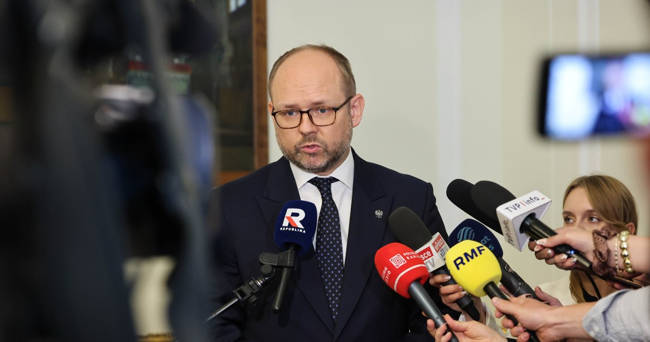 Członkowie ROG zatrzymani w Berlinie. Przydacz z apelem do rządu Członkowie ROG zatrzymani w Berlinie. Przydacz z apelem do rządu