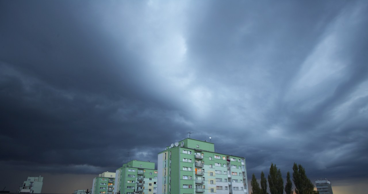 Utworzą się dwie burzowe enklawy. Zmiany zaczną się w okolicach południa