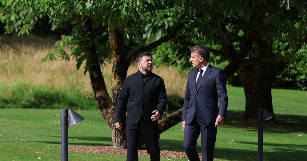 Mikrofony podsłuchały, o czym rozmawiali Zełenski z Macronem na G7