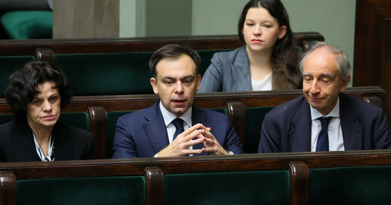 Ministerstwo Finansów zawyżyło wydatki? Odpiera zarzut: "Wizja kontrolerów"