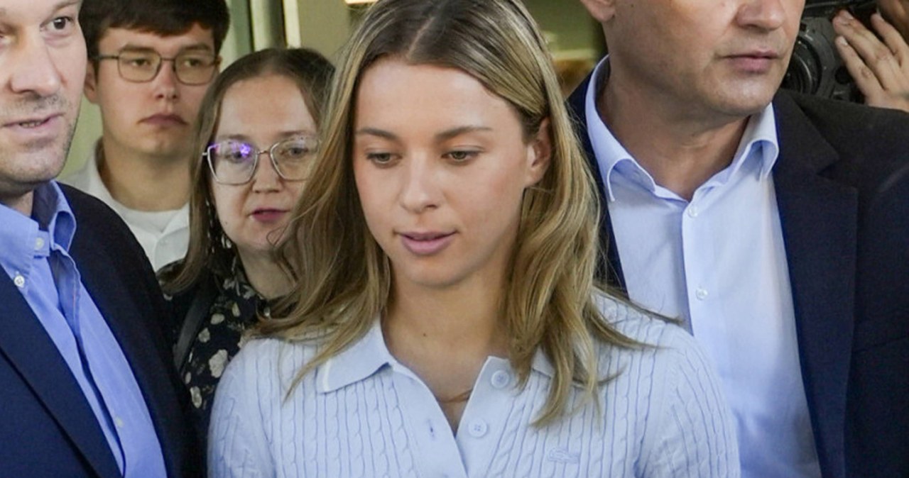 To ona od 1,5 roku trwa u boku Chwalińskiej. Wychodzi z cienia