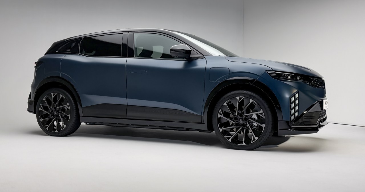 Renault Megane powraca w nowej formie. Lepsza bateria i większy zasięg