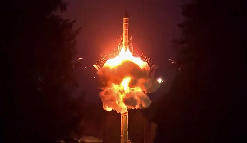 Atomowy straszak Putina. Narzędzie zagłady czy brutalnej dyplomacji?