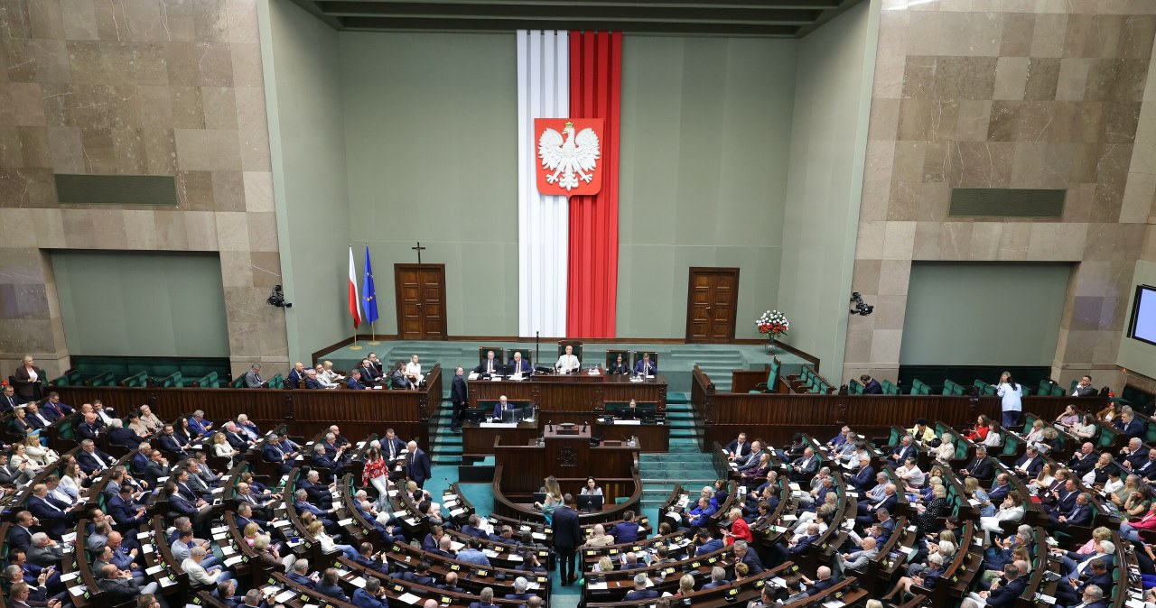Opozycja chciała wyrzucić do kosza ustawę o artystach. Sejm zagłosował
