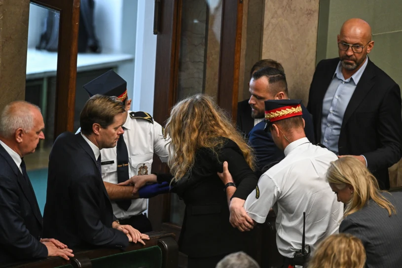 Zasłabła w Sejmie. Piekarska ujawnia kulisy zdarzenia, "było mi przykro"