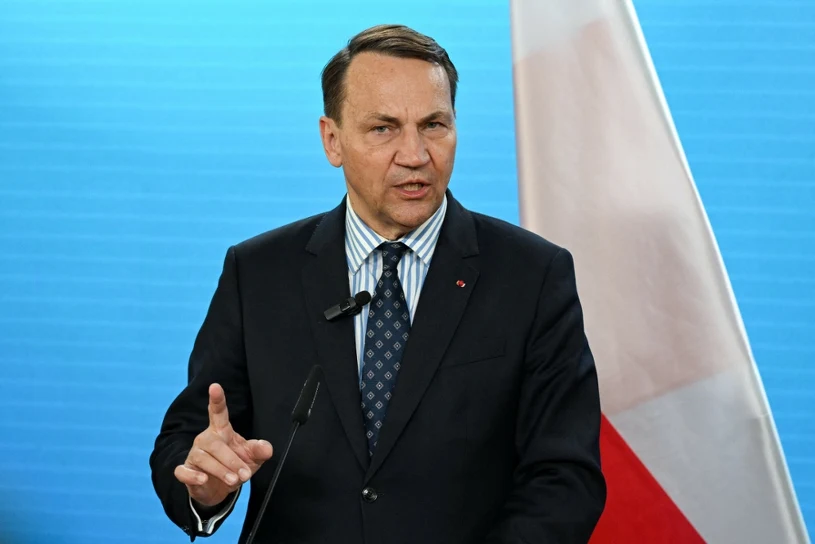 Sikorski o negocjacjach pokojowych. "Domagamy się miejsca przy stole"