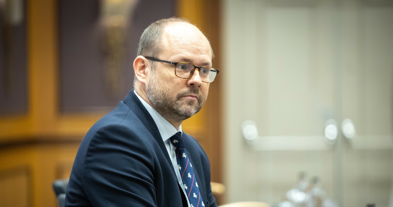 Zełenski pozbawiony orderu. Głos z Pałacu Prezydenckiego: Mógł się wycofać