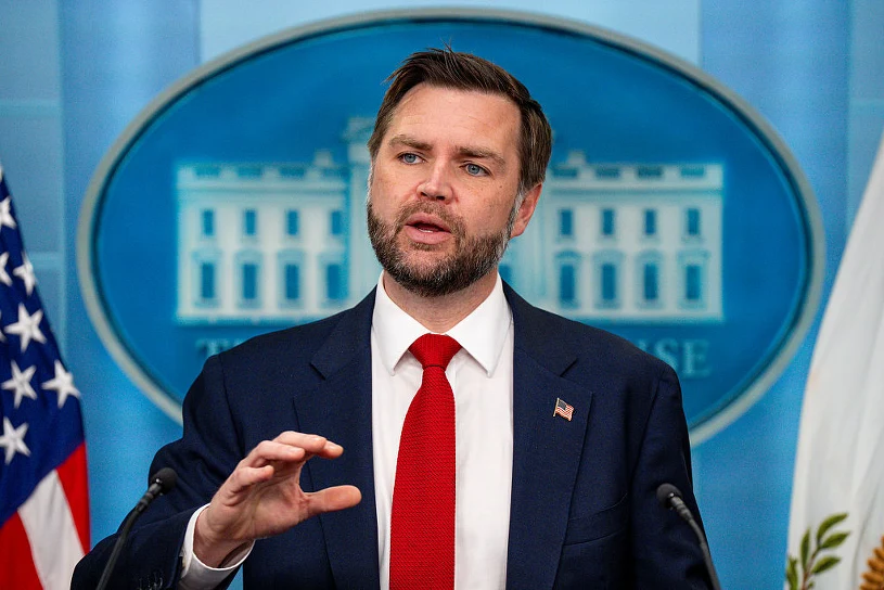 Vance ruszył do Szwajcarii. W niedzielę negocjacje z Iranem