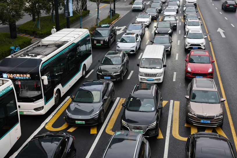 Chiny rozważają podatek dla aut elektrycznych. Niezbędne będą dane z GPS