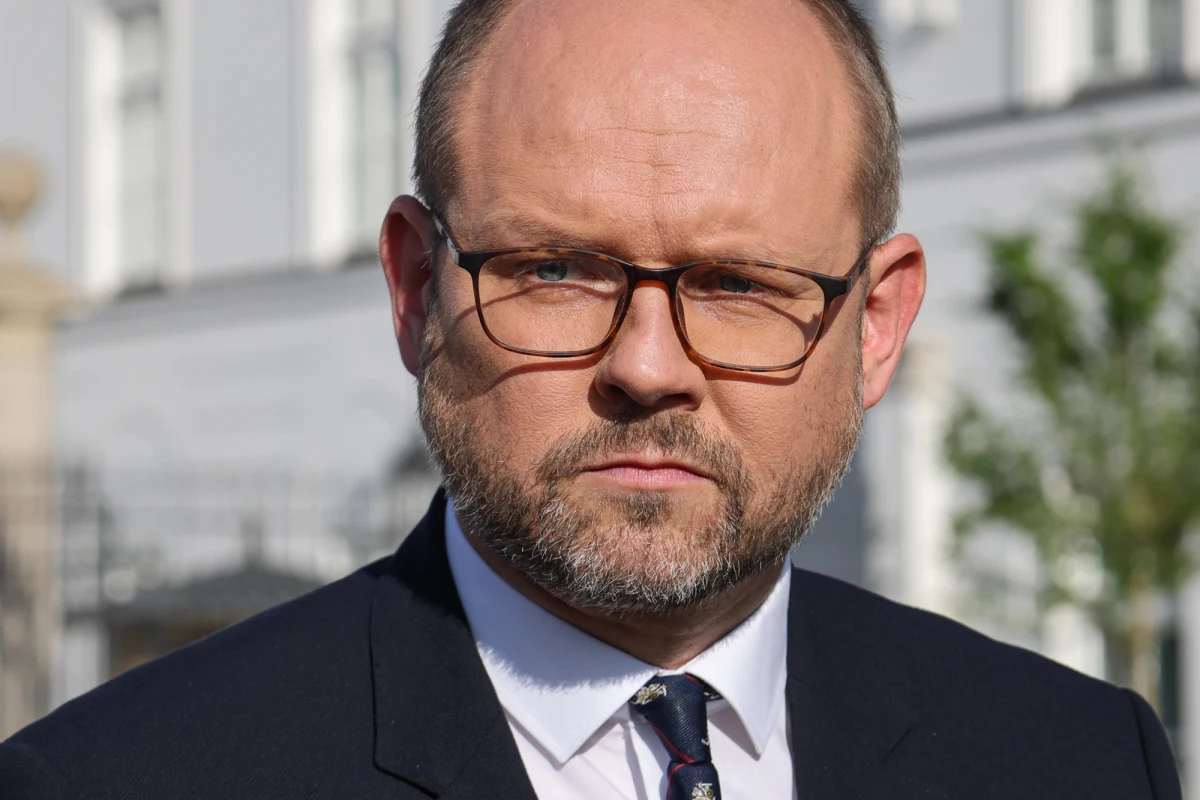Spotkanie Karola Nawrockiego i Wołodymyra Zełenskiego było już ustalone, ale Kijów się z niego wycofał - twierdzi prezydencki minister Marcin Przydacz. "Strona ukraińska nie była zainteresowana realną dyskusją z polskim prezydentem" - dodaje, ujawniając kulisy polsko-ukraińskich rozmów dyplomatycznych.