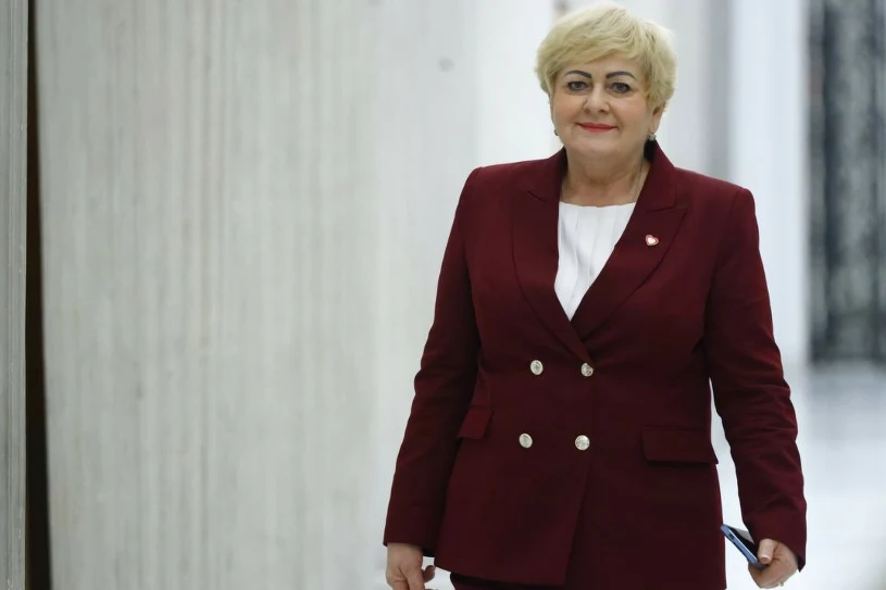 Trzy tygodnie zamiast dwóch lat. Posłanka KO ominęła kolejkę w szpitalu