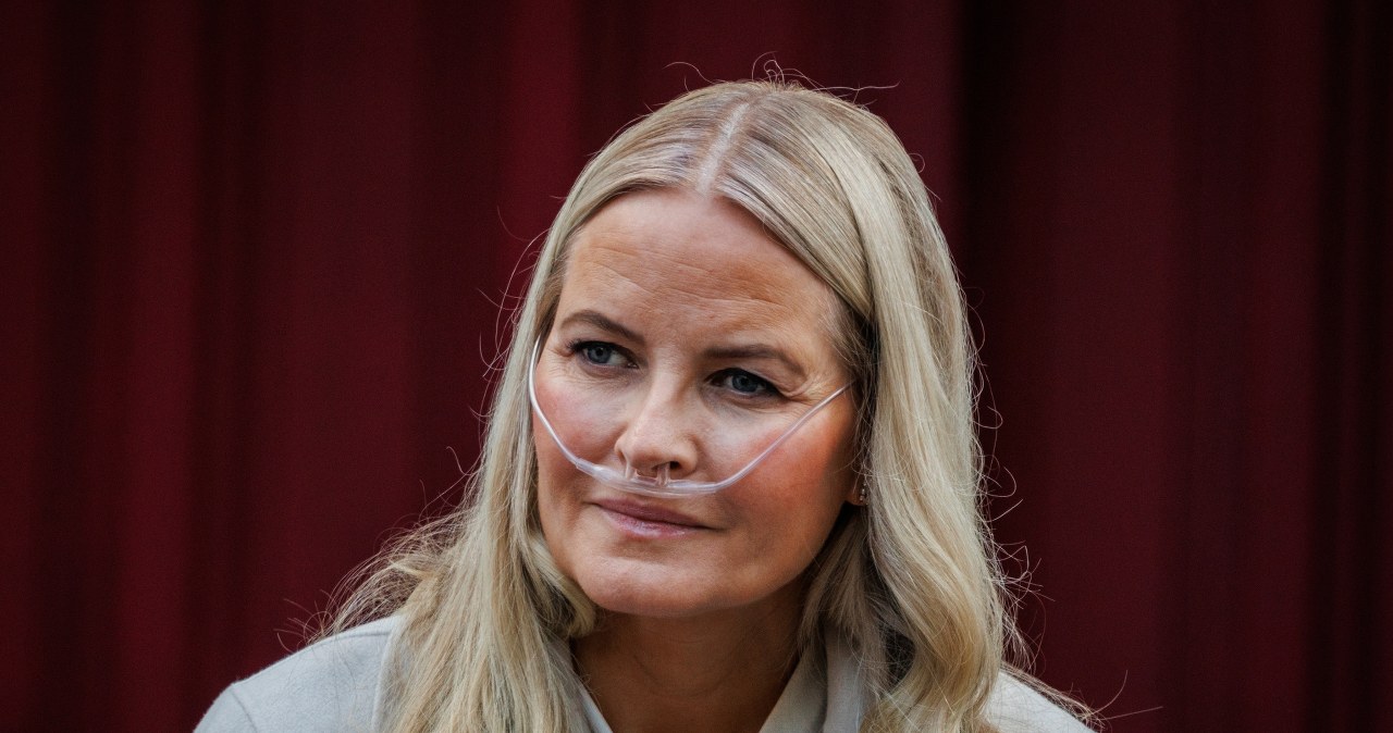 Mette-Marit po przeszczepie płuc. Rodzina królewska przekazuje optymistyczne informacje