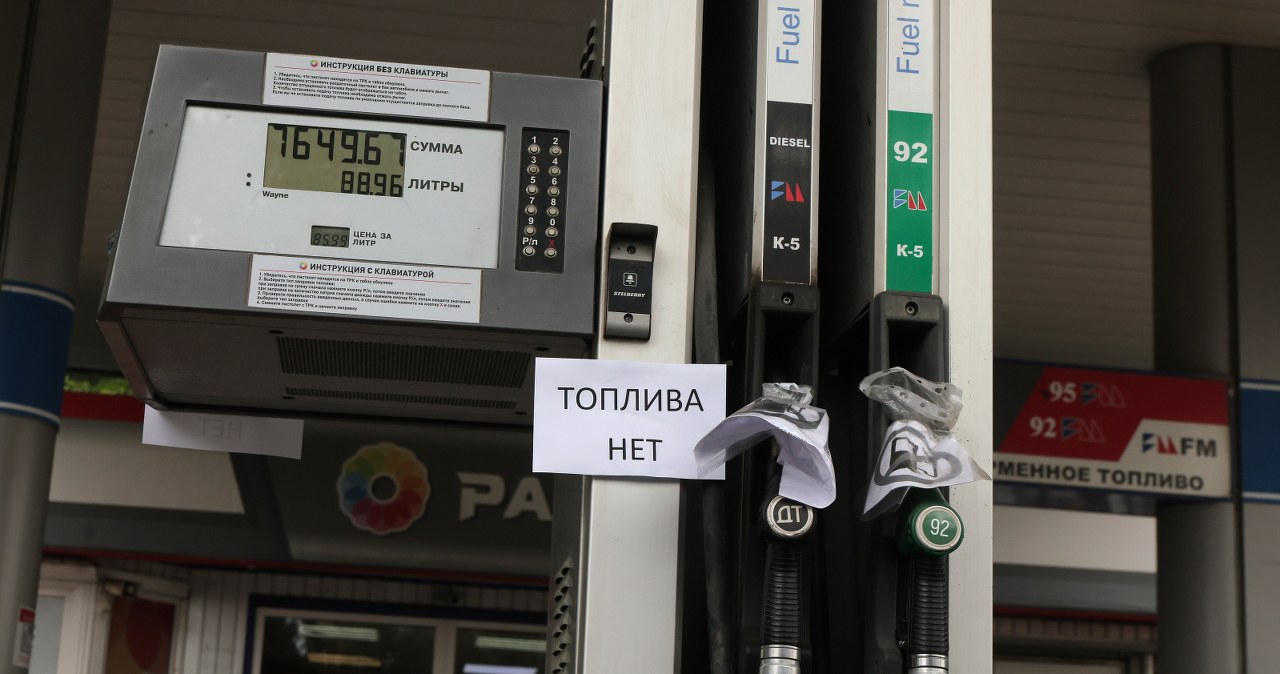Niebywała sytuacja. Na rosyjskich stacjach brakuje paliwa