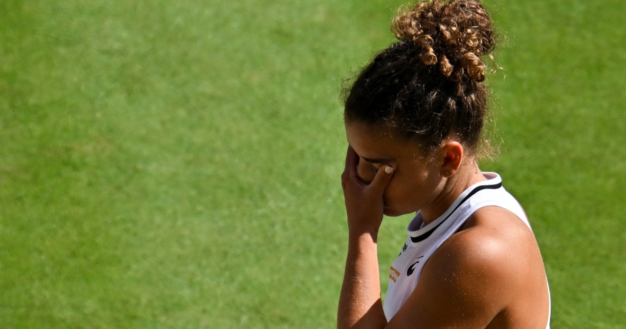 Kolejny koszmar finalistki Wimbledonu. Numer "1" ostatecznie wypada z gry