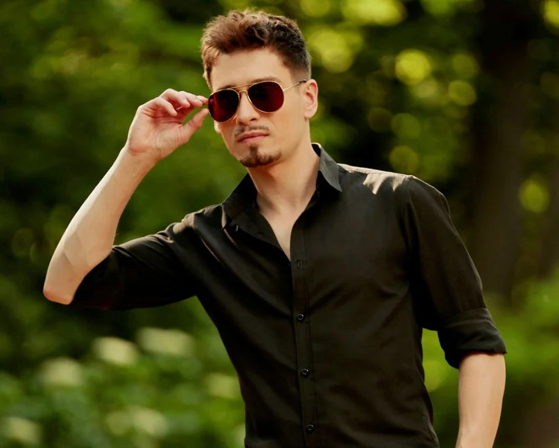 Chce zostać nowym polskim królem latino. Gorący klip z gwiazdą Prime MMA