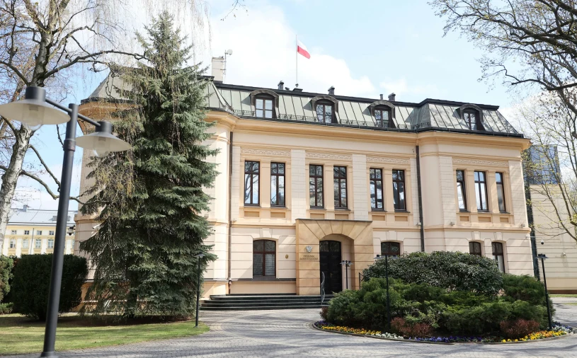 TK i KRS w sporze: Nawrocki ma przyjąć ślubowanie sędziego bez jego wiedzy