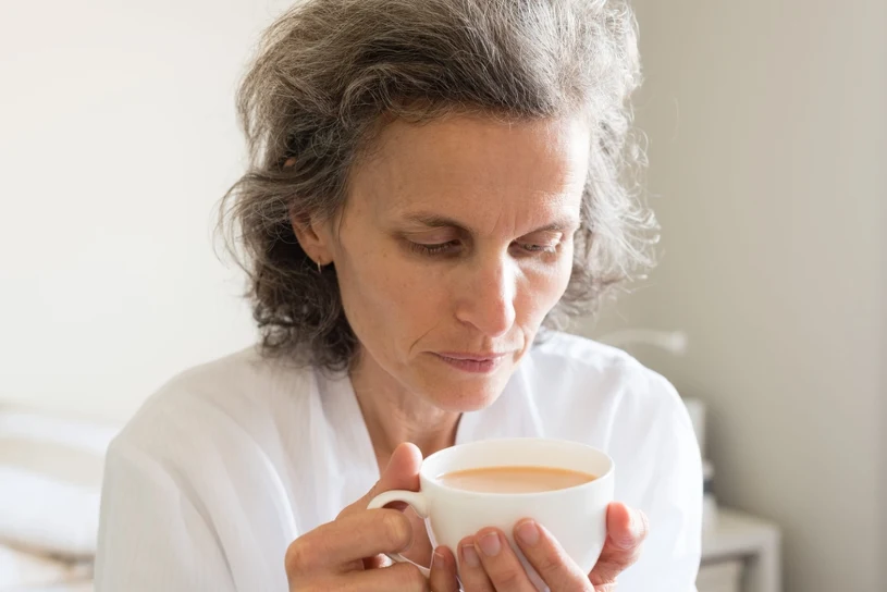 7 everyday habits that speed up brain aging