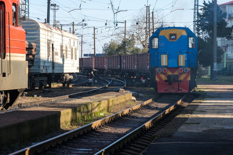 Polskie firmy kolejowe płacą długi celne za chińskich partnerów – solidarna odpowiedzialność